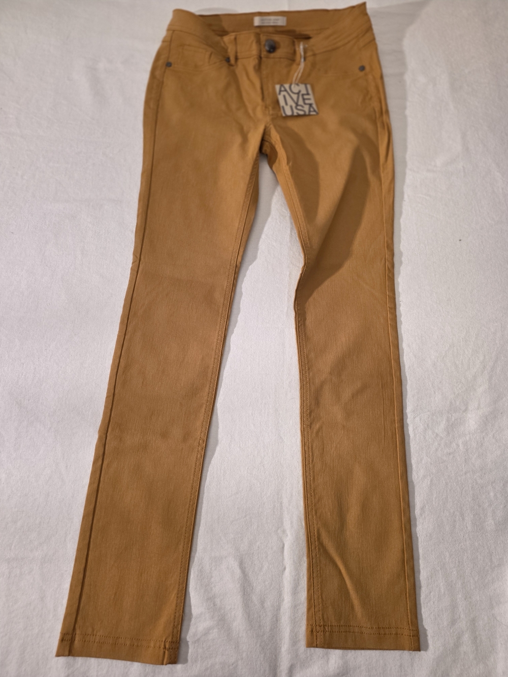 Active USA Jeggings Mustard Brown Pants. Size Medium.